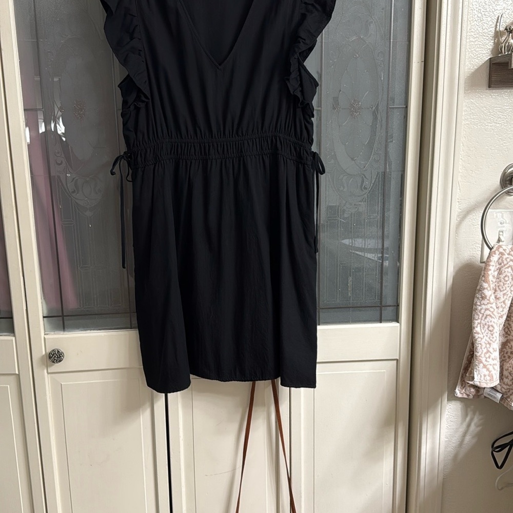 Universal Thread Black Sleeveless V-neck Mini Dress
